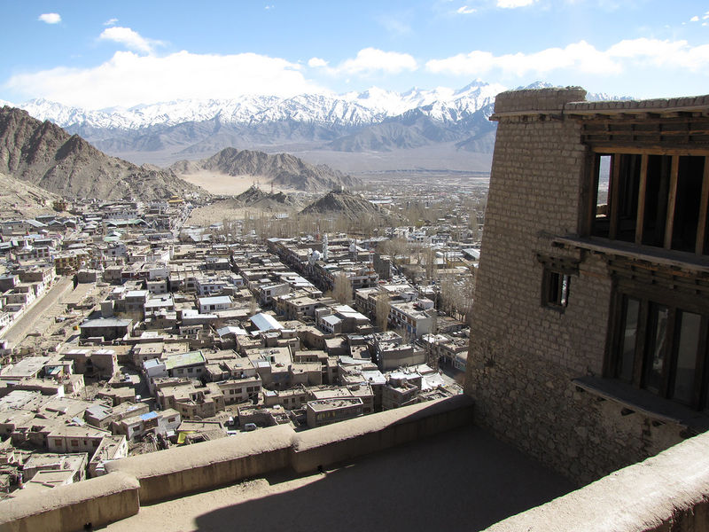 चित्र:Leh-Palace-4.jpg