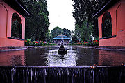 Shalimar-Bagh-Srinagar-2.jpg