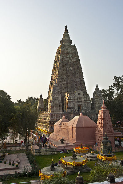 चित्र:Mahabodhi-Temple.jpg