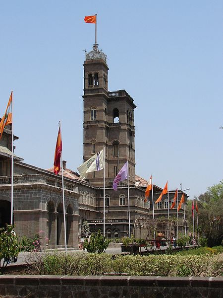 चित्र:University-Of-Pune.jpg