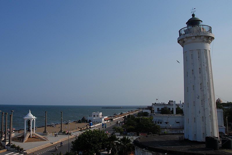 चित्र:Light-House-Pondicherry.JPG