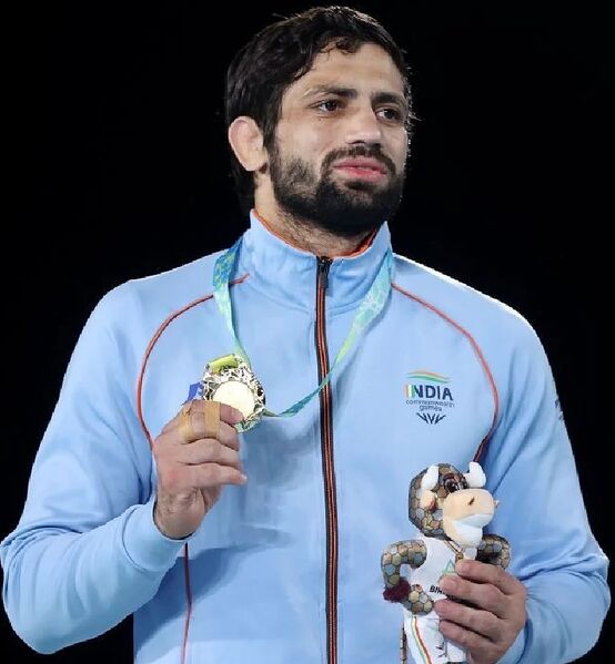 चित्र:Ravi-Kumar-Dahiya-1.jpg