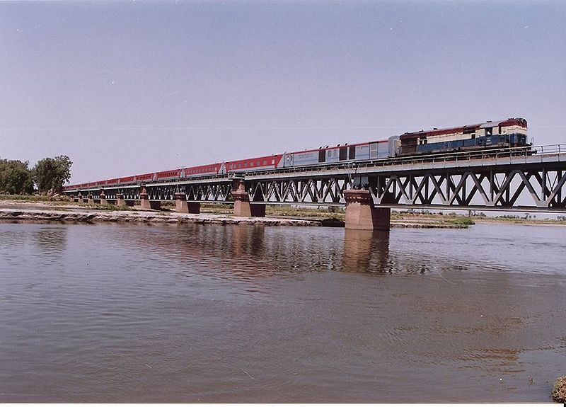 चित्र:Indian-Railway-5.jpg
