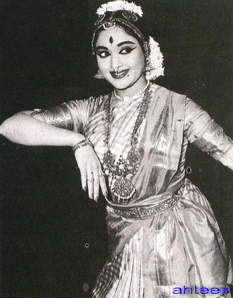 चित्र:Vyjayanthimala.jpg