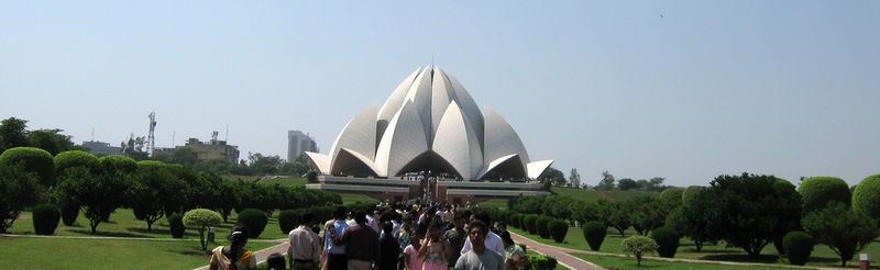 चित्र:Lotus-Temple-3.jpg