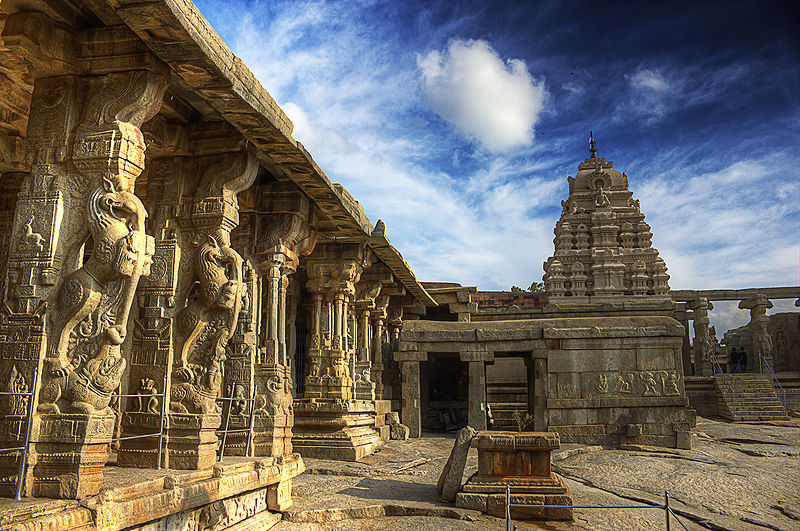 चित्र:Virabhadra Temple.jpg